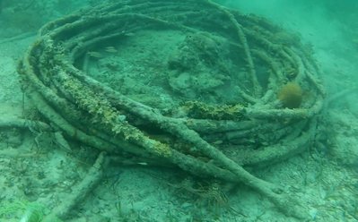 Illegal Florida Lobster Habitat Cable Spool.jpg (372.91 KiB) Viewed 8752908 times Illegal Florida Lobster Habitat Cable Spool.jpg